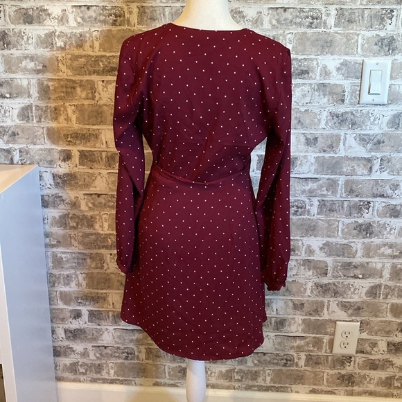 Loft petites wrap dress. Size OP. Maroon with white stars. Pretty. - Picture 8 of 16
